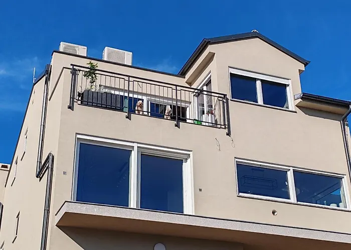 Apartments Mirta